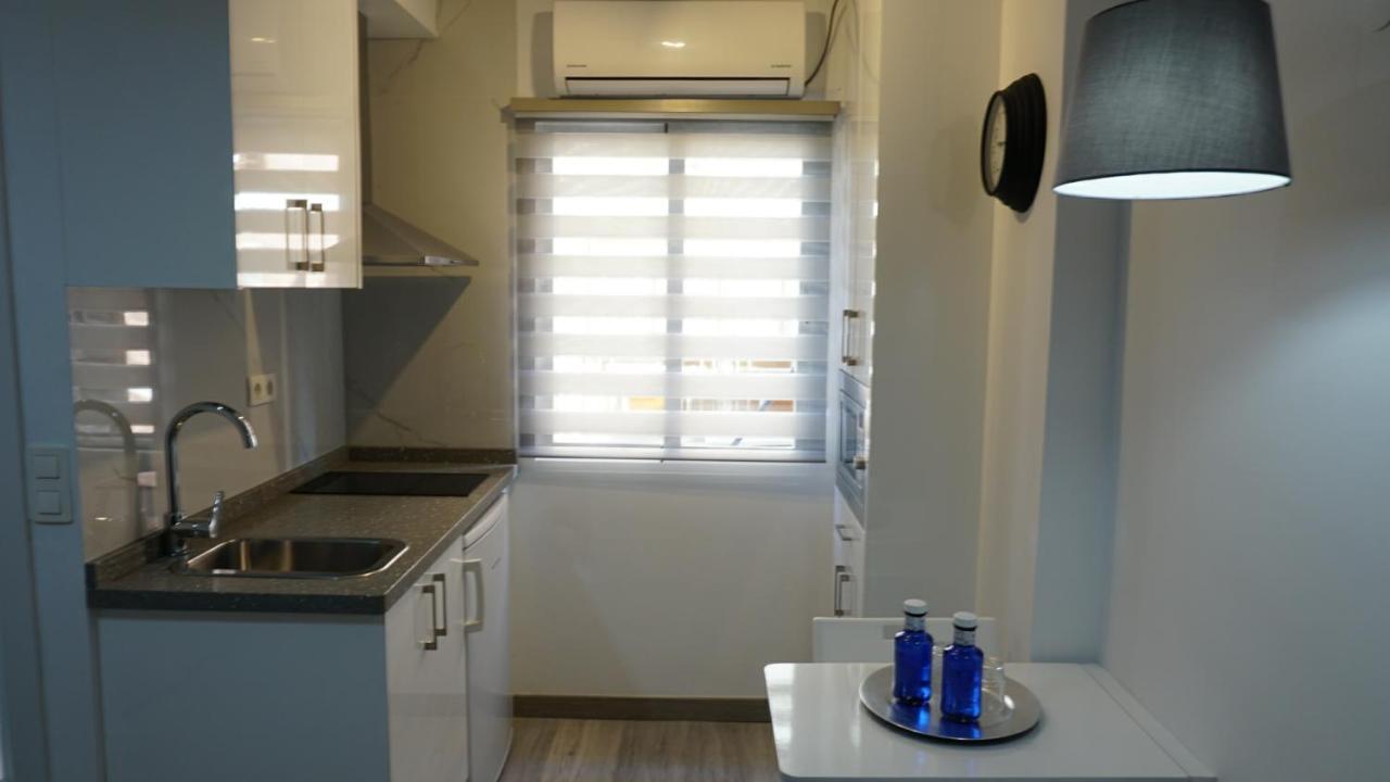 La Bella Malagueta Apartment Малага Екстериор снимка