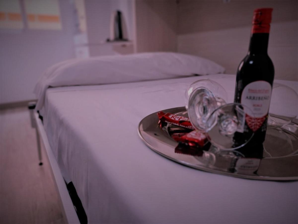 La Bella Malagueta Apartment Малага Екстериор снимка
